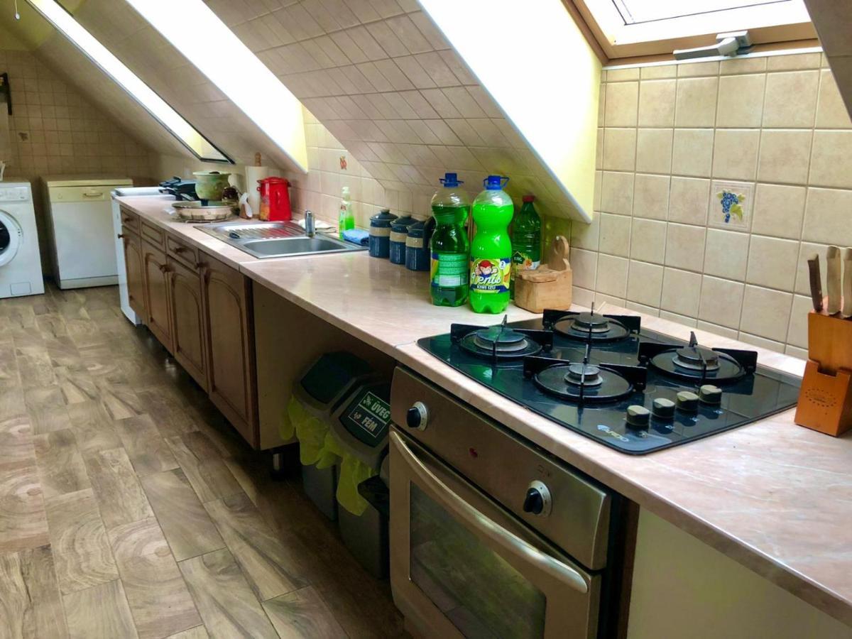 Dutch Farm In Felsolajos Apartment Ngoại thất bức ảnh